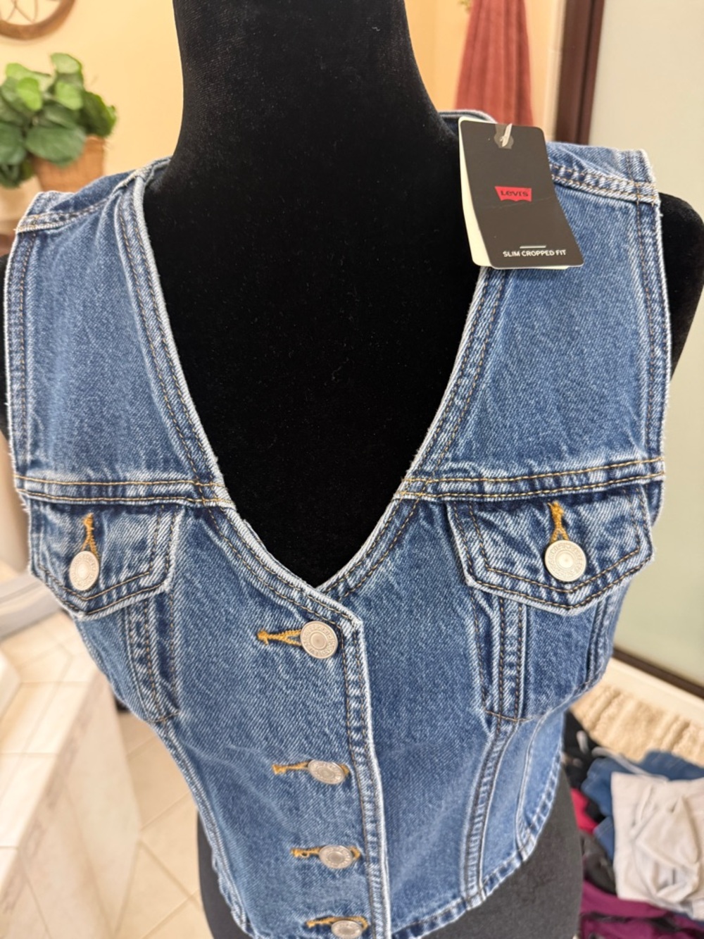 Levi's Women's Blue Denim Cropped Vest